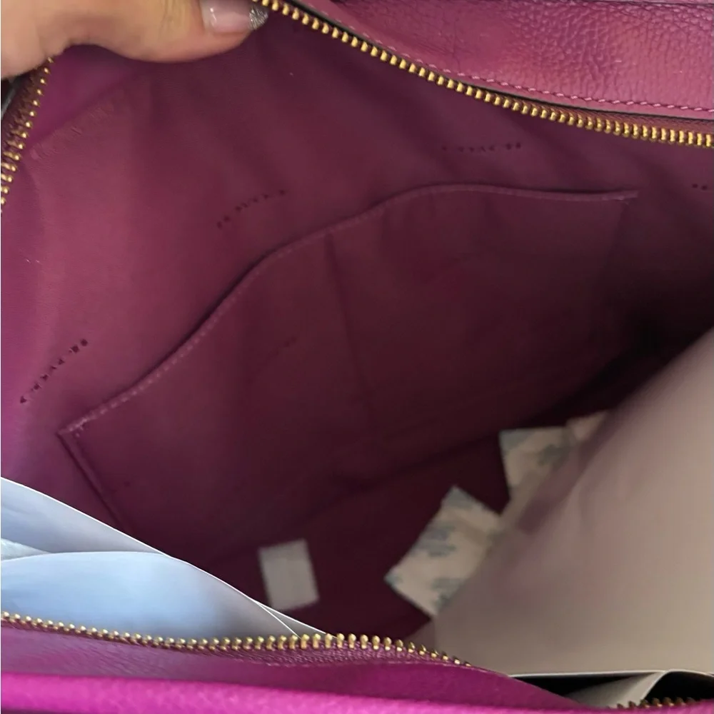 Authentic COACH 1941 pebbled leather zip top Tote - Picture 8 of 15